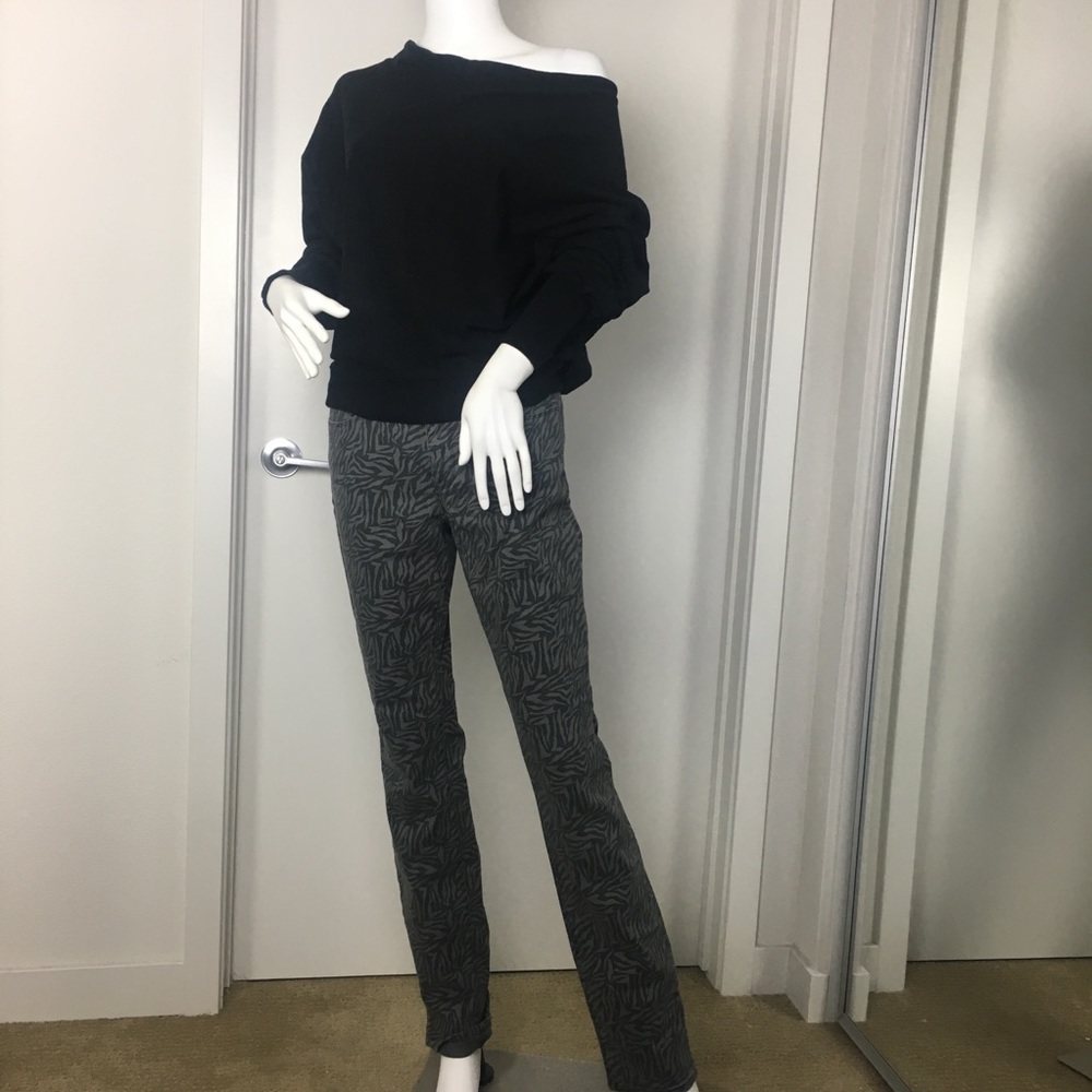Ann Taylor gray zebra print jeans